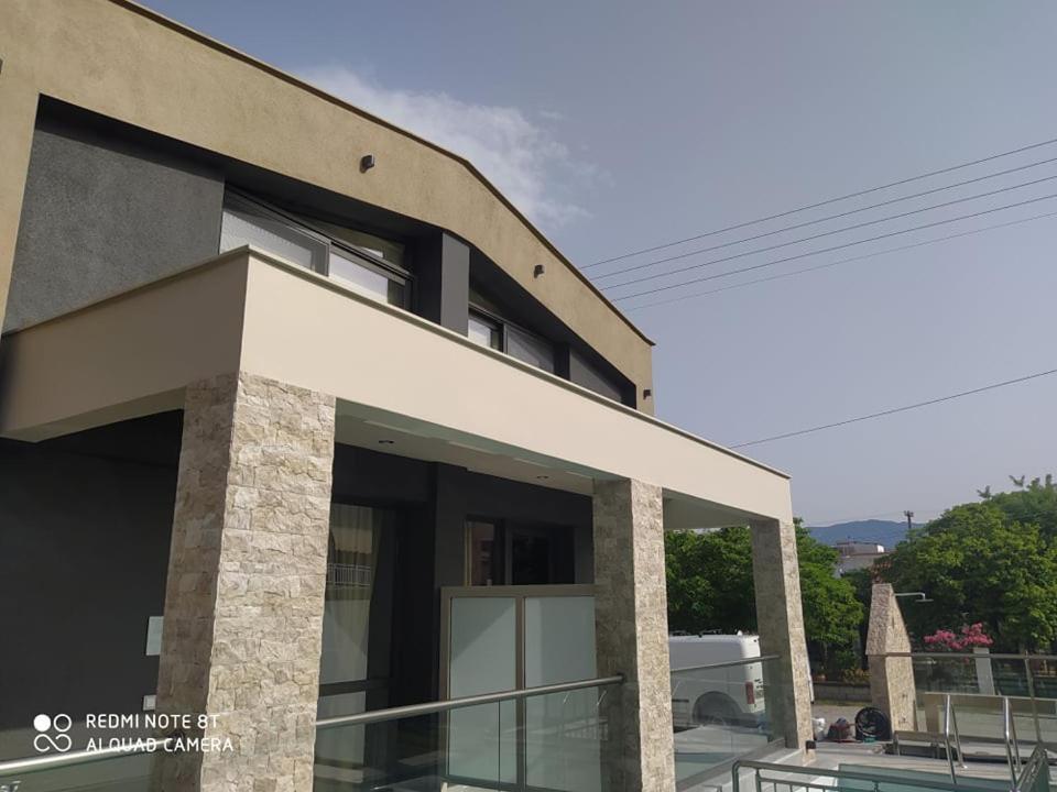 Amalia Deluxe Villas Vrasná Екстериор снимка
