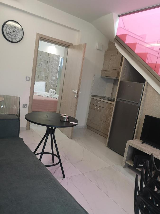 Amalia Deluxe Villas Vrasná Екстериор снимка