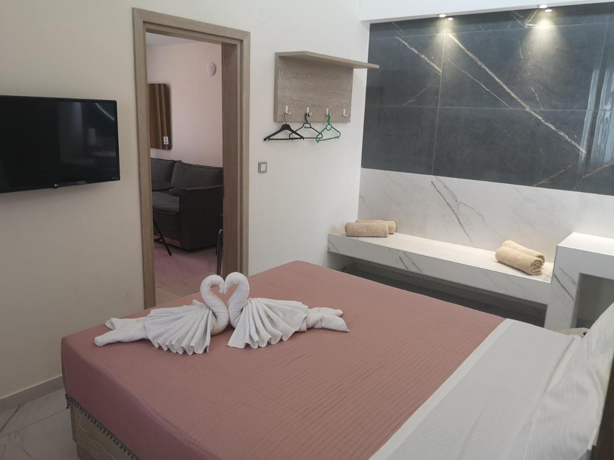 Amalia Deluxe Villas Vrasná Екстериор снимка